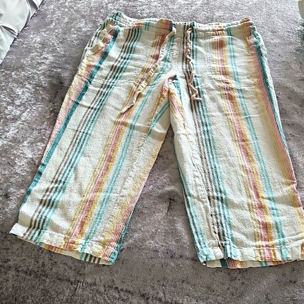 Per Se size S women's linen capri 3/$25